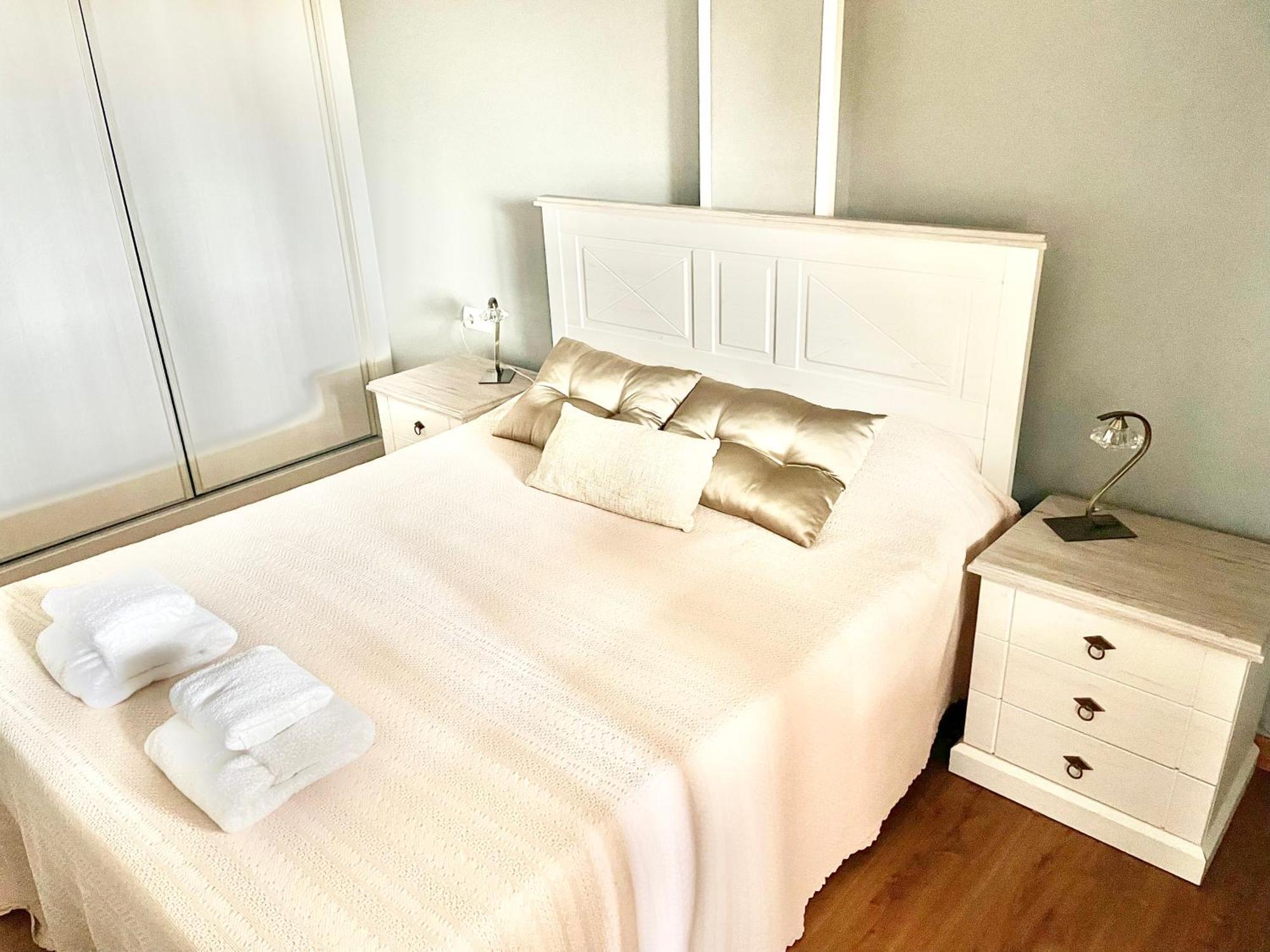 Apartament Atico El Trasgu Raices Nuevo Zewnętrze zdjęcie